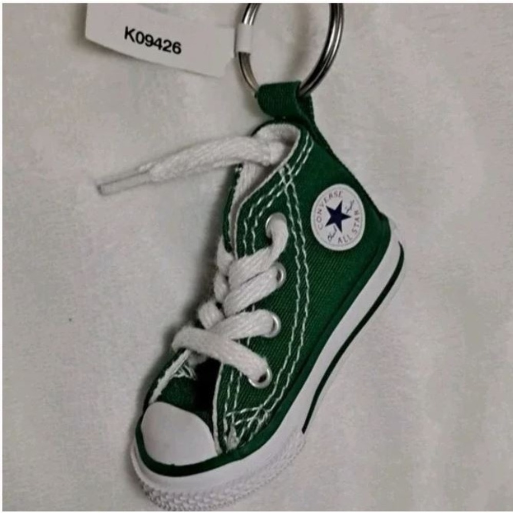 Converse Chuck Taylor All-Star Mini Collectible Key Chain Green